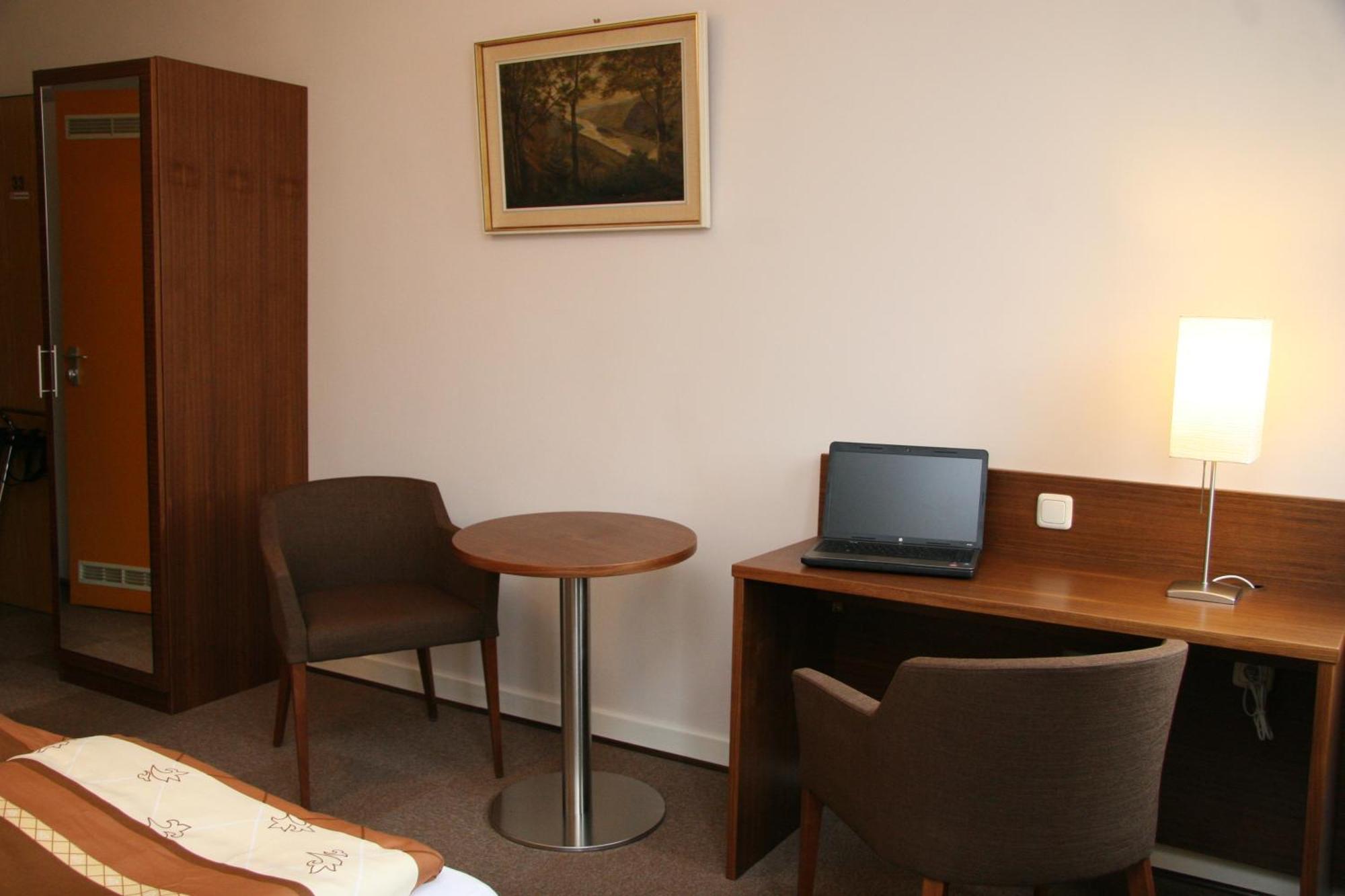 Rhein-Hotel อันแดร์นาค ภายนอก รูปภาพ