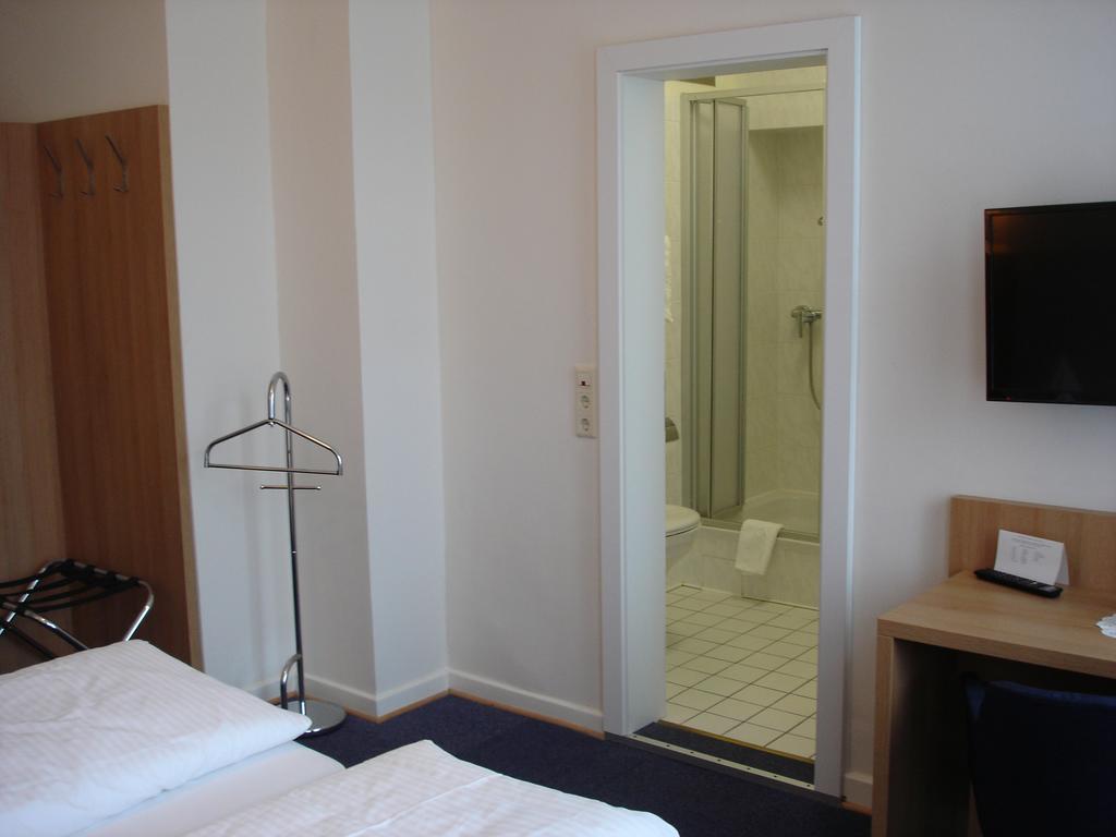 Rhein-Hotel อันแดร์นาค ภายนอก รูปภาพ